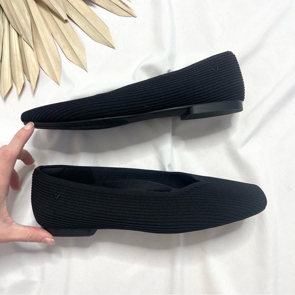 Vivaia Margot 2.0 Black Textured Square Toe V-Cut Flats Business Shoes Size 40.5